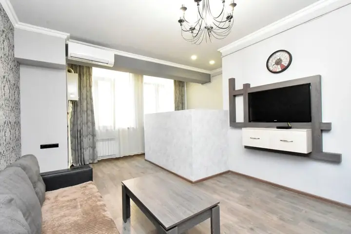Luxury Apartment in the Centre of Yerevan — фото 4