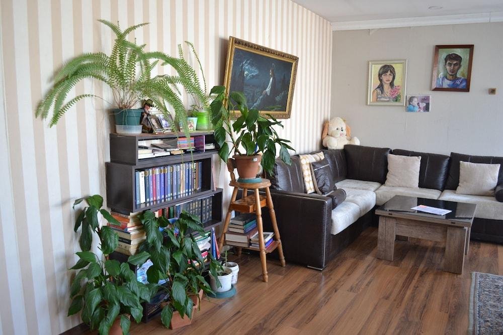 Тбилиси: Your House in Tbilisi