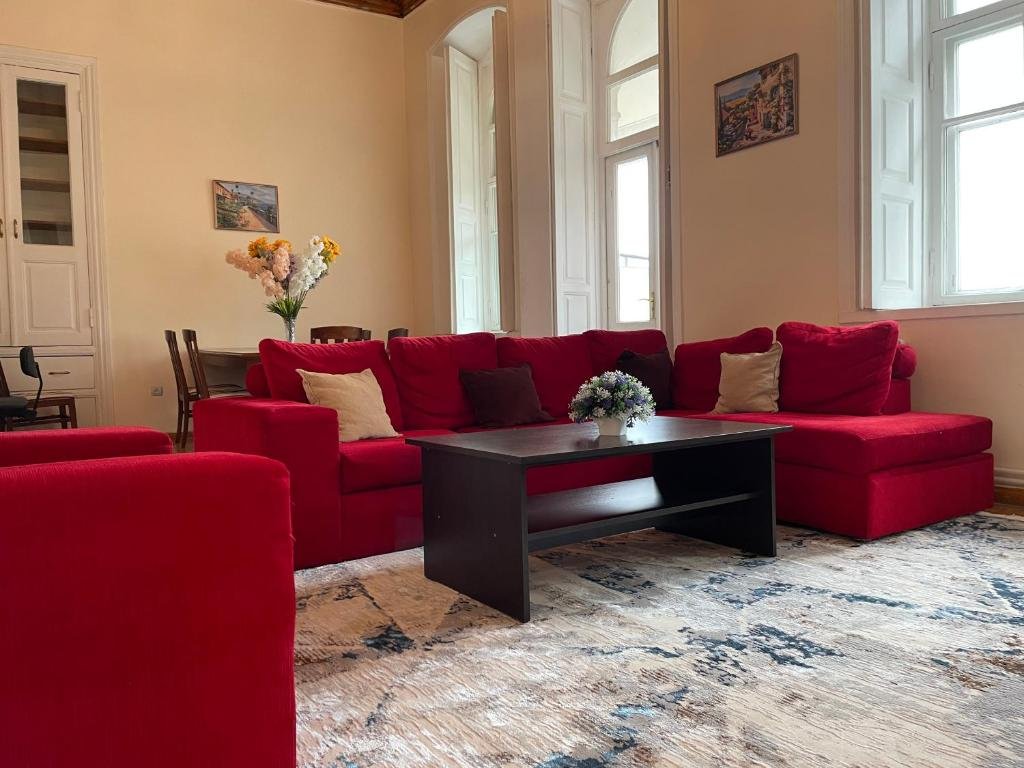 Баку: Old city apartment