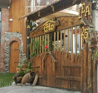 Тбилиси: Guest House "Lea"
