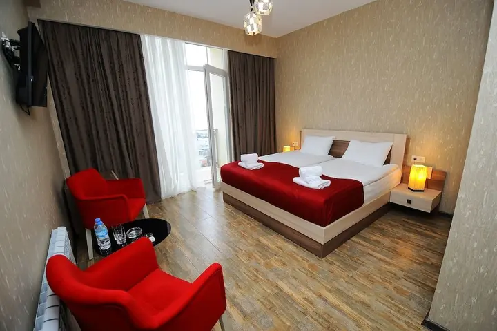 Тбилиси: Hotel Kolkhi