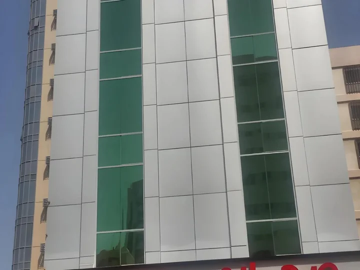 Шарджа: Sahara Hotel Apartments