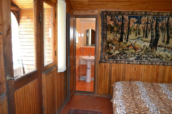 Алаверди: Гостевой дом B&B Ирис