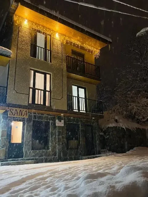 Ушгули: Sana Guest House