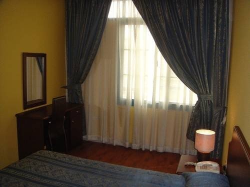 Дубай: Baisan Hotel Apartment