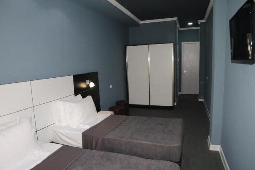 Кутаиси: Hotel Rero