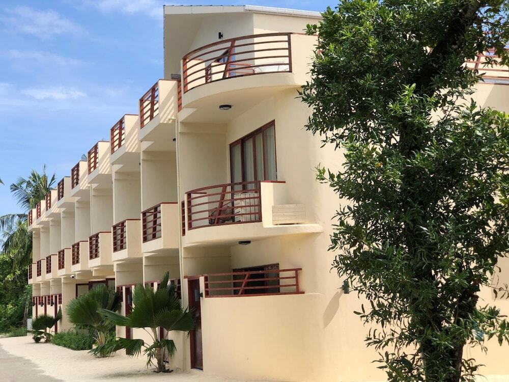 Дигура: Отель White Sand Dhigurah