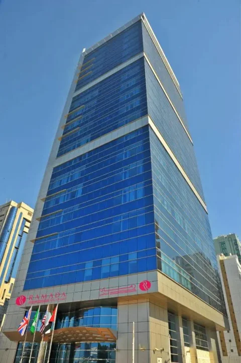 Абу-Даби: Hotel Ramada by Wyndham Abu Dhabi Corniche