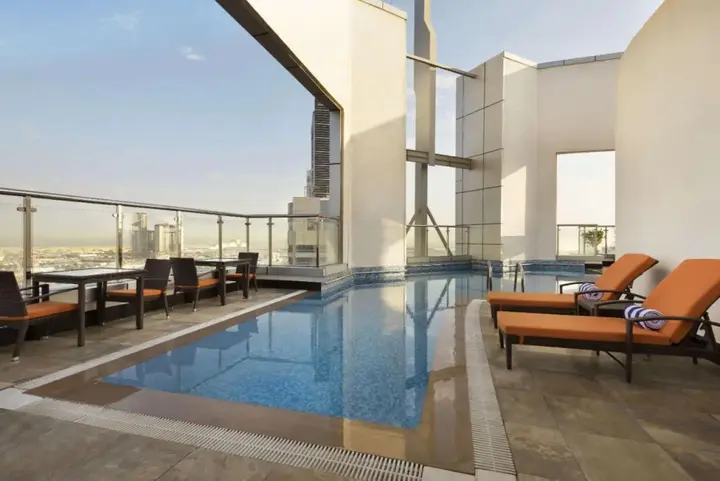 Абу-Даби: Hotel Ramada by Wyndham Abu Dhabi Corniche