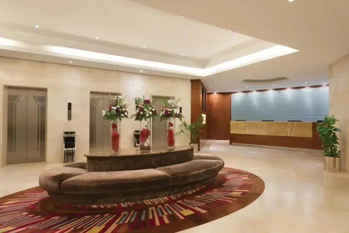 Абу-Даби: Hotel Ramada by Wyndham Abu Dhabi Corniche