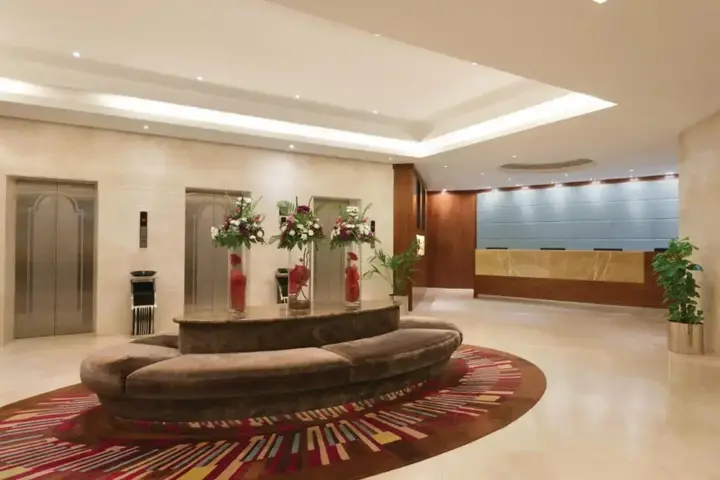 Абу-Даби: Hotel Ramada by Wyndham Abu Dhabi Corniche