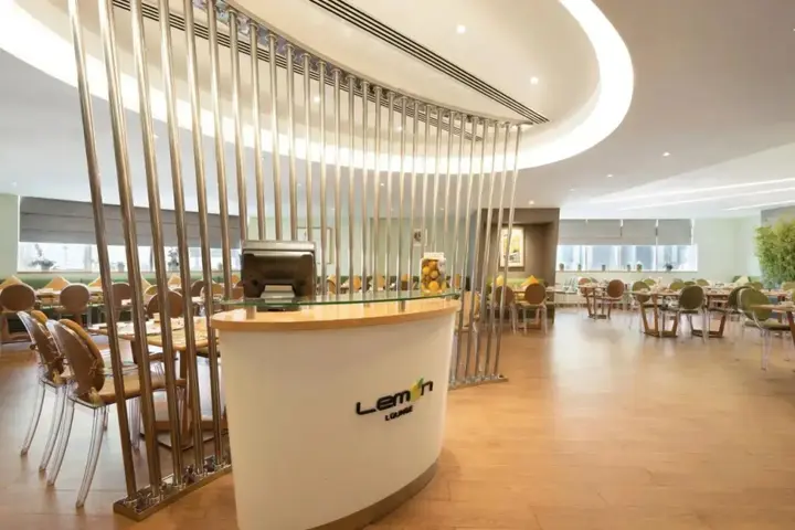 Абу-Даби: Hotel Ramada by Wyndham Abu Dhabi Corniche