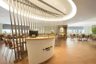 Абу-Даби: Hotel Ramada by Wyndham Abu Dhabi Corniche