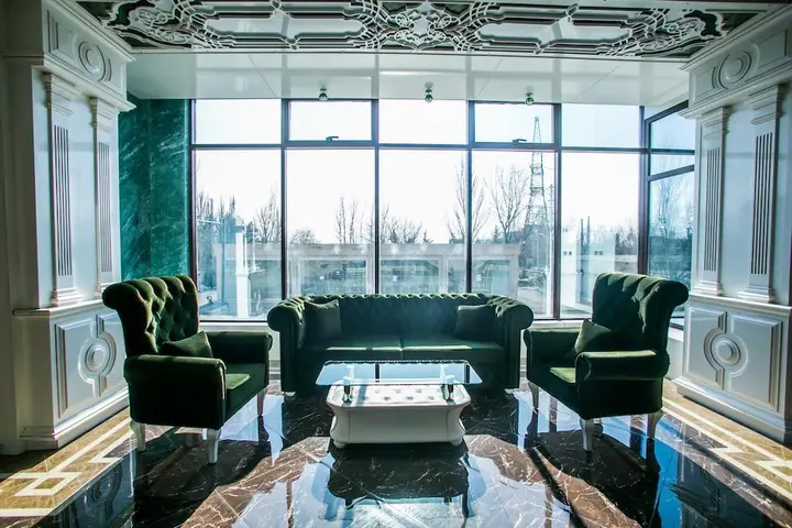 Баку: Отель Emerald Baku