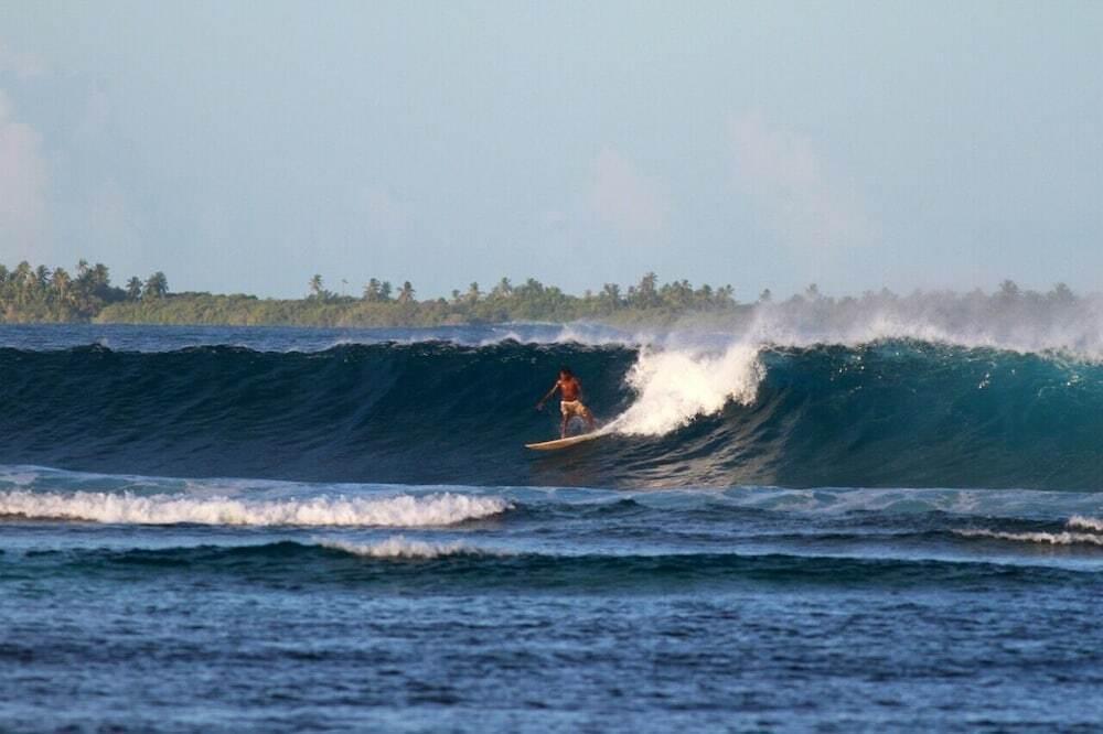 Атолл Гаафу-Дхаалу: Serene Blue Bowls Surf Inn