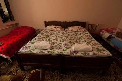 Степанцминда: Nana and Alex's Guest House