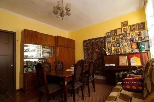 Степанцминда: Nana and Alex's Guest House