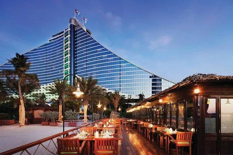 Дубай: Apartments Jumeirah 3000