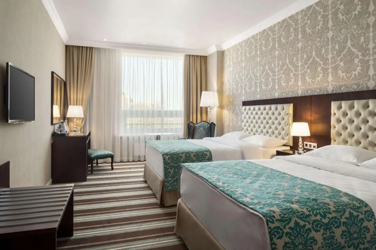 Казань: Отель Ramada by Wyndham Kazan City Centre
