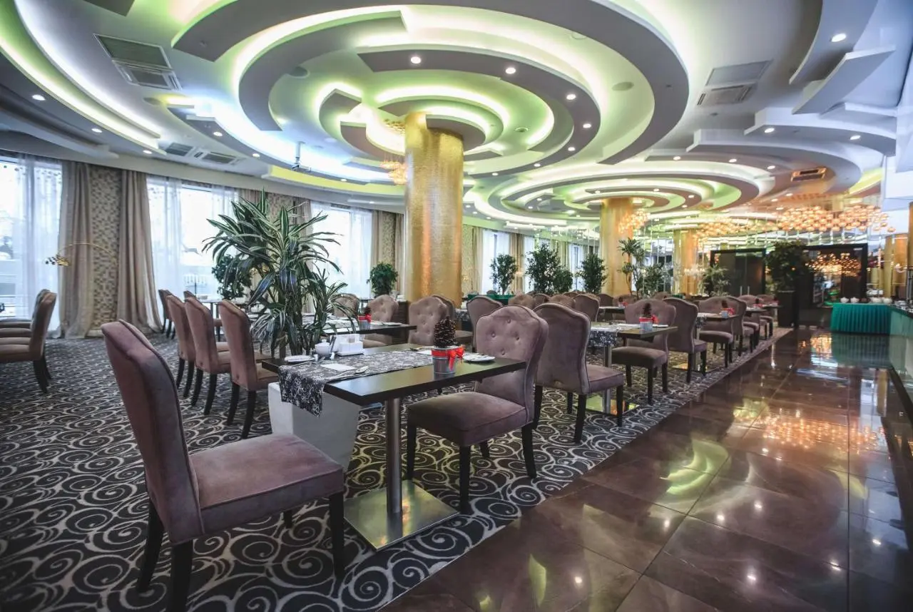 Казань: Отель Ramada by Wyndham Kazan City Centre