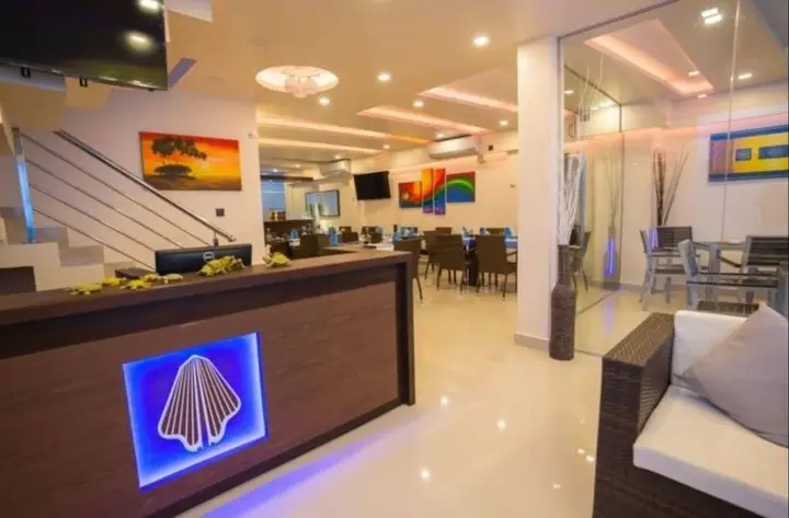 The White Harp Beach Hotel — фото 2