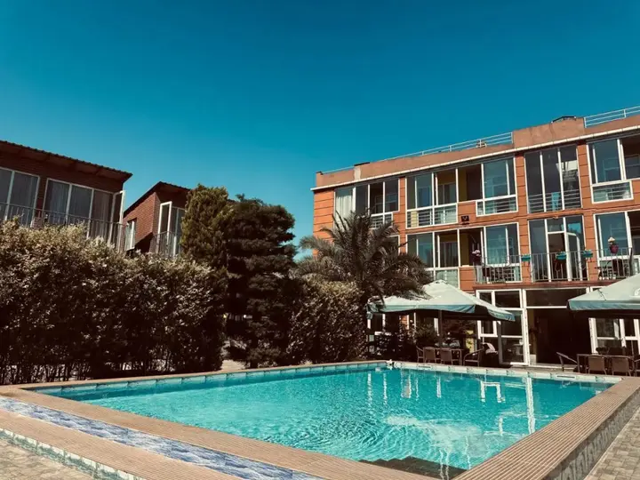 Батуми: Hotel Buta