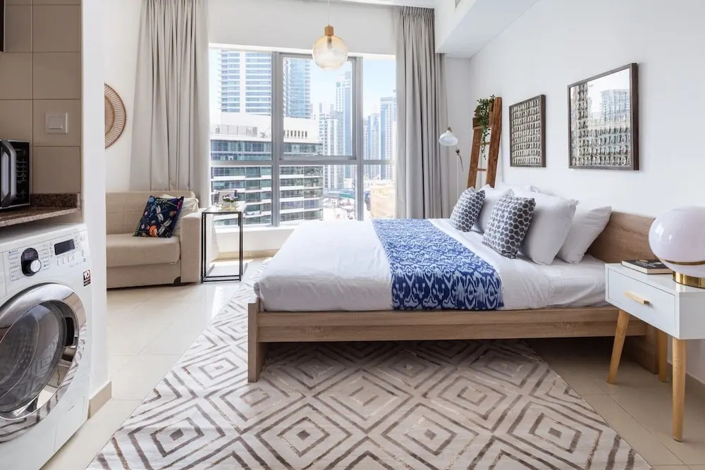 Дубай: Dazzling & Artistic Studio Apartment In Dubai Marina