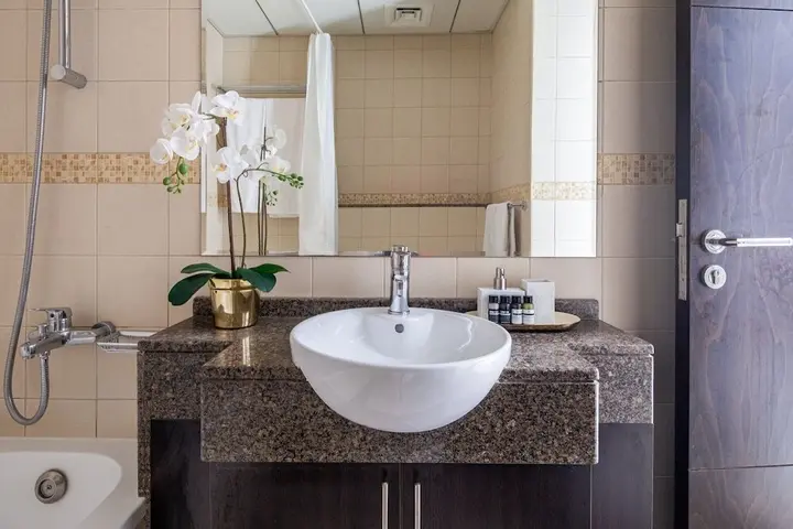 Дубай: Dazzling & Artistic Studio Apartment In Dubai Marina