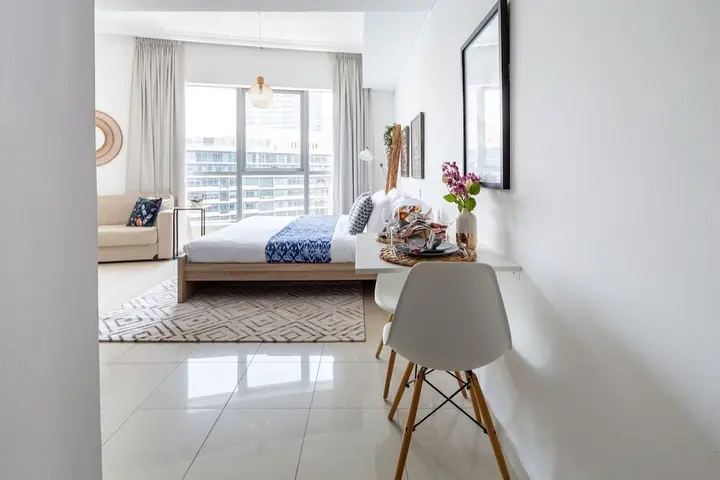 Дубай: Dazzling & Artistic Studio Apartment In Dubai Marina