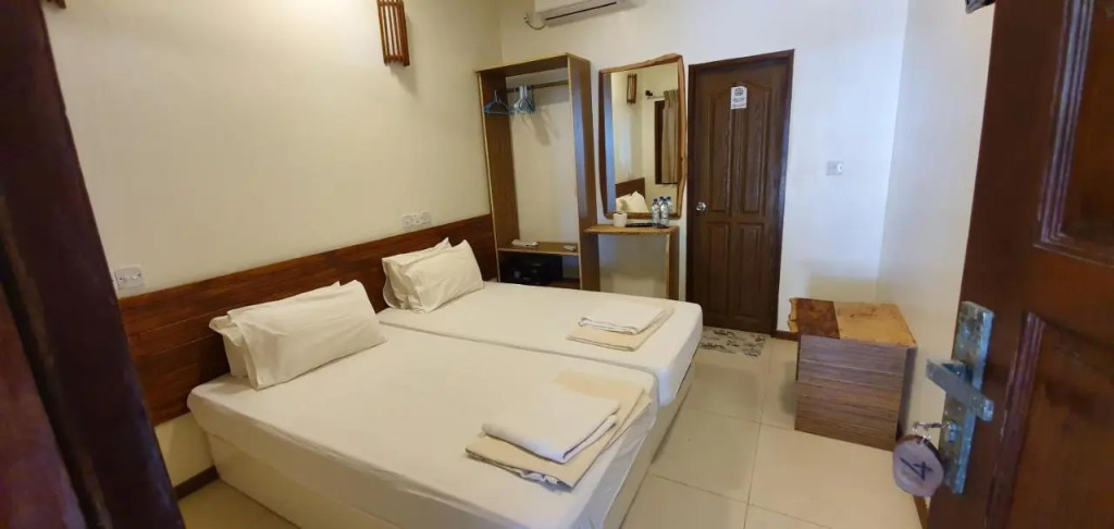 Тулусду: Surf Deck Guest House