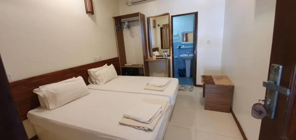 Тулусду: Surf Deck Guest House