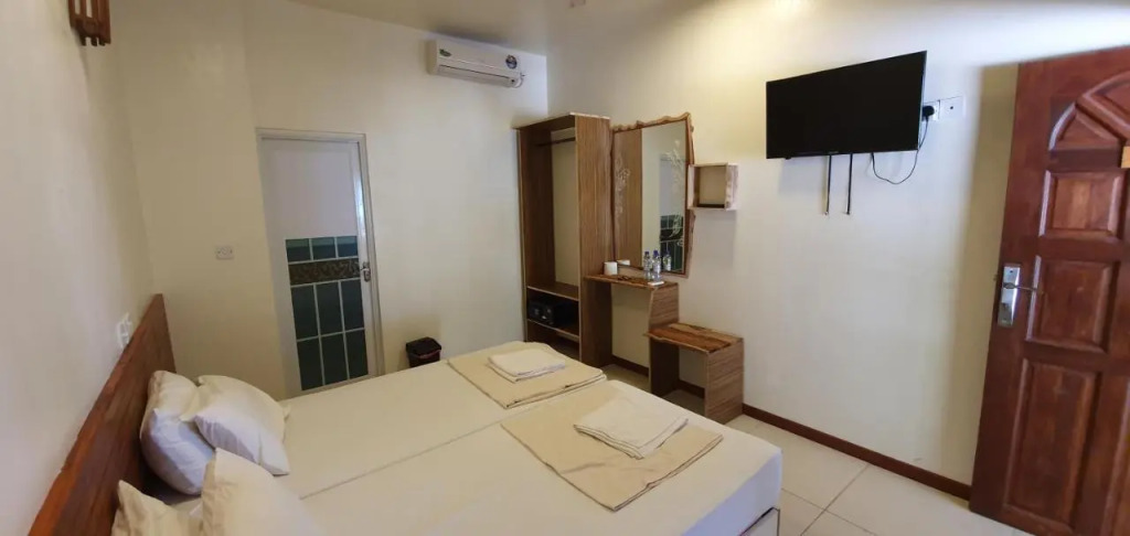 Тулусду: Surf Deck Guest House