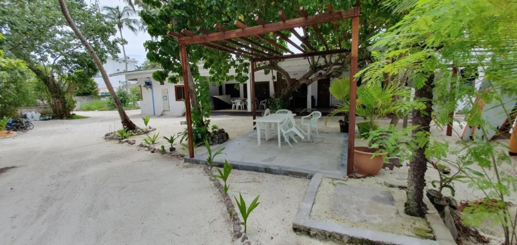 Тулусду: Surf Deck Guest House