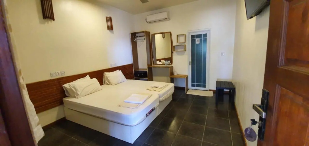 Тулусду: Surf Deck Guest House