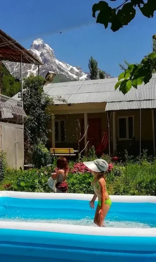 Местиа: Guest House Carpediem