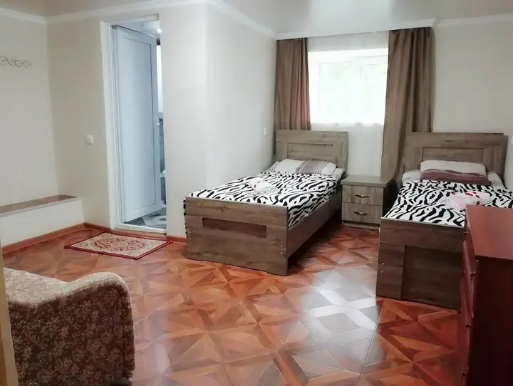 Местиа: Guest House Carpediem