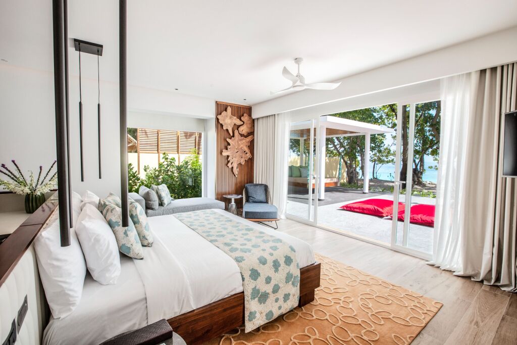 Раа Атолл: Курорт Emerald Maldives Resort & Spa