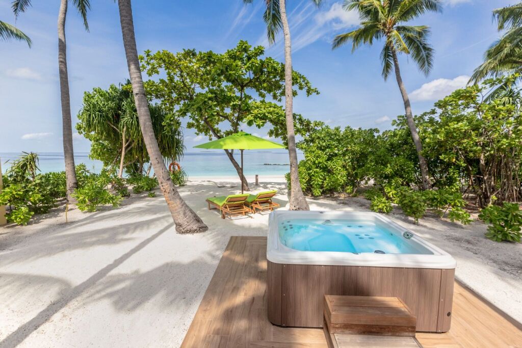 Раа Атолл: Курорт Emerald Maldives Resort & Spa