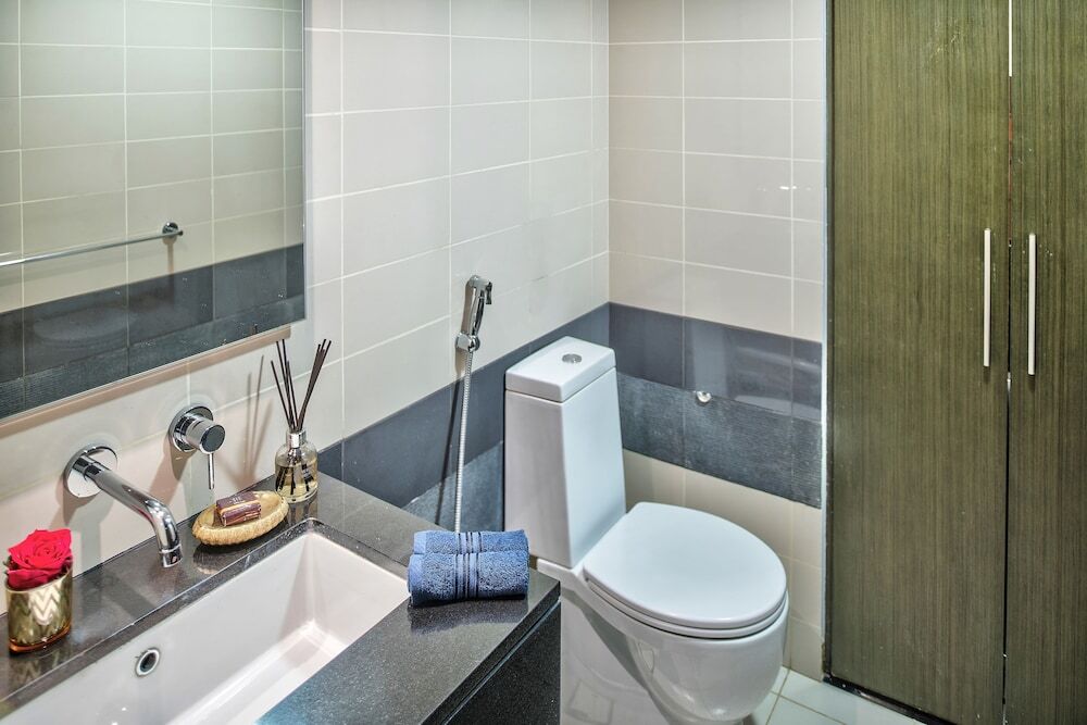 Дубай: Luxury Staycation - Lofts East