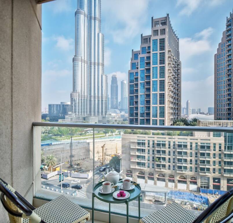 Дубай: Luxury Staycation - Lofts East