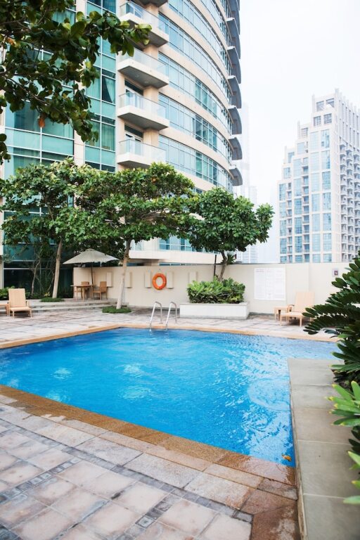 Дубай: Luxury Staycation - Lofts East