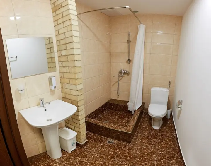 Ереван: Luys Hostel & Tours