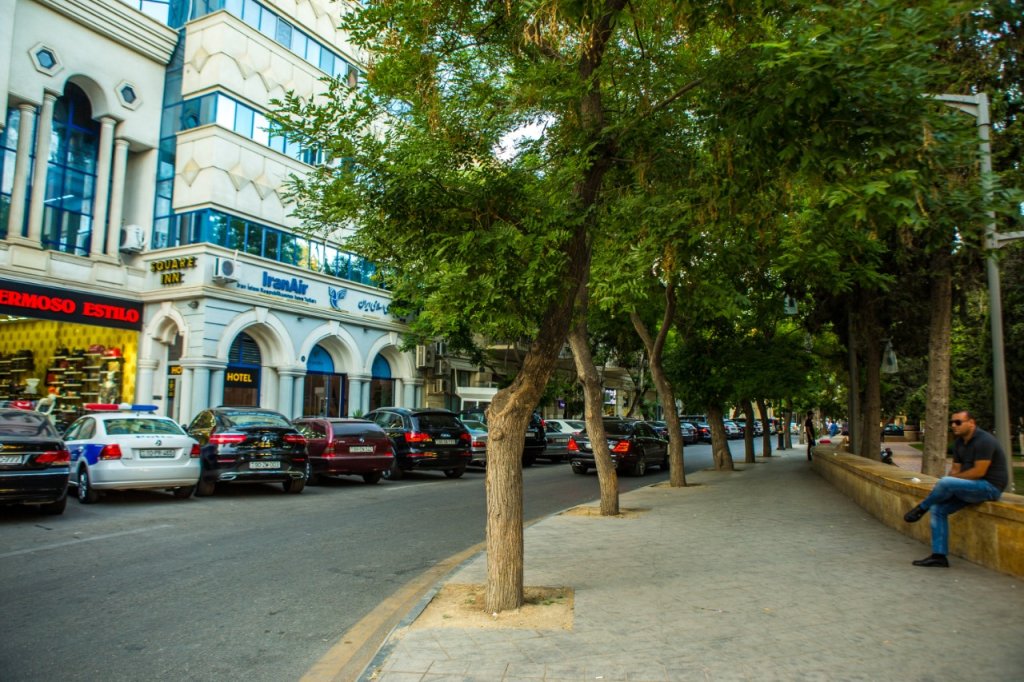 Баку: Отель Square Inn