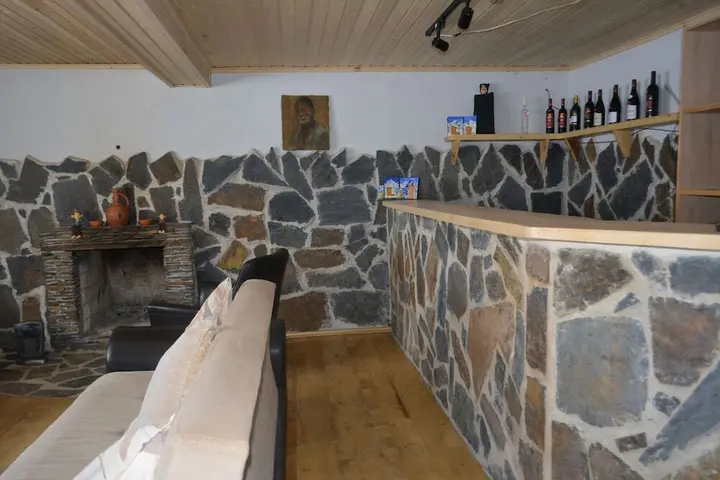 Местиа: Guest House Lashmina