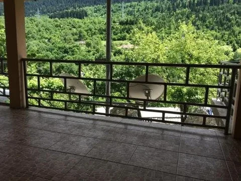 Местиа: Guest House Guledani
