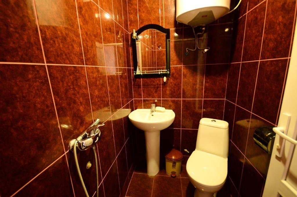 Батуми: Hotel Peria