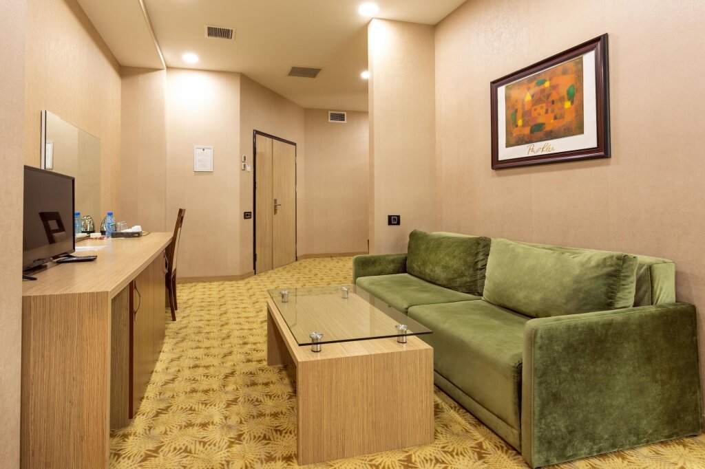 Баку: West Shine Hotel