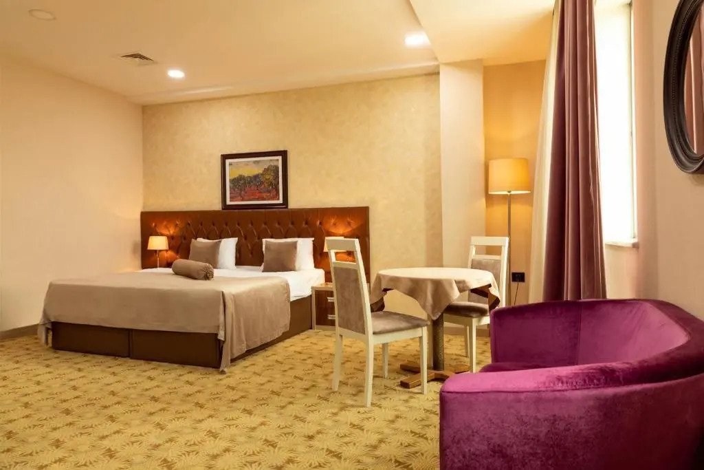 Баку: West Shine Hotel