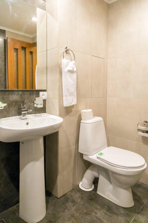 Ереван: Апартаменты Spacious 2 Bedroom in City Center