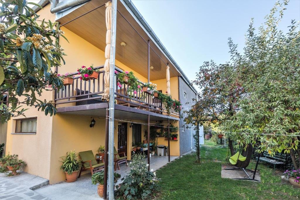 Tinikos Guest House — фото 2